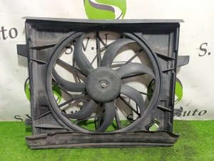 Диффузор радиатора 55037992AD JEEP GRAND CHEROKEE