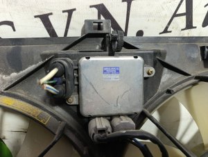Диффузор радиатора TOYOTA CROWN MAJESTA OEM 1671150180 UZS187 2004