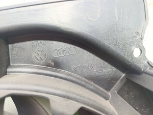 Диффузор радиатора AUDI A4 OEM 870669Z 8EBWEF 2005