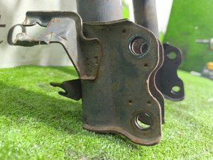 Стойка передняя (пара) NISSAN SERENA OEM 543024N086, 543034N086 PC24 2002