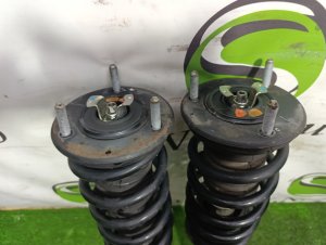 Стойка передняя (пара) LEXUS GS460 OEM 4851080435, 4852080182 URS190 2008