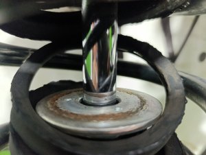 Стойка передняя (пара) LEXUS GS460 OEM 4851080435, 4852080182 URS190 2008