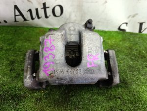 Суппорт передний правый 34116758114, 34106758104 BMW Z4