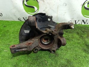 Ступица передняя правая NISSAN SERENA OEM 40202AD000, 400144N000 PC24 2002