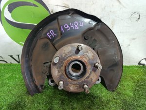 Ступица передняя правая 28373VA000, 28313VA000 SUBARU LEVORG